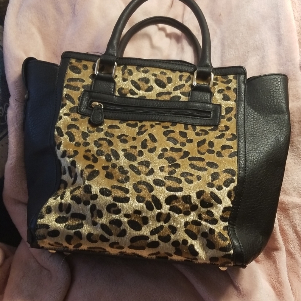 Leopard Purse